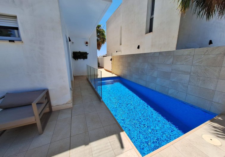 Herverkoop - villa - Torrevieja - Los Frutales