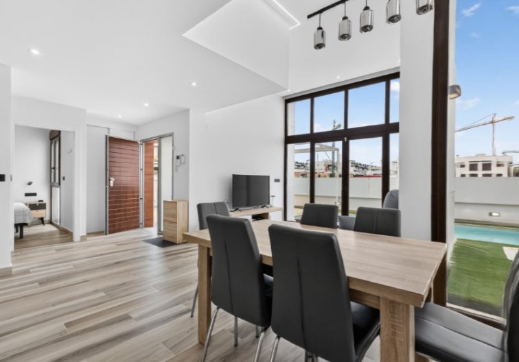 Resale - villa - Torrevieja - Costa Blanca