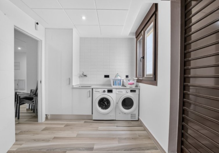 Resale - villa - Torrevieja - Costa Blanca