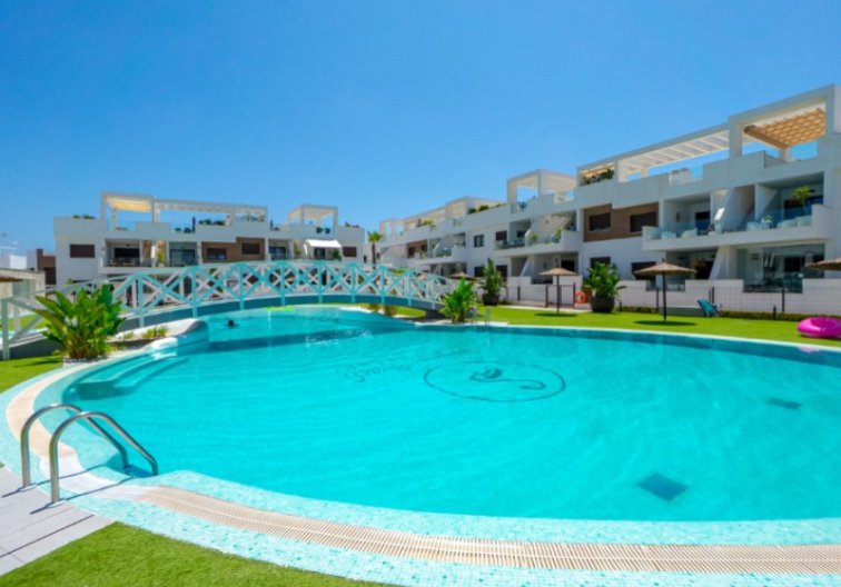 Resale - villa - Torrevieja - Costa Blanca