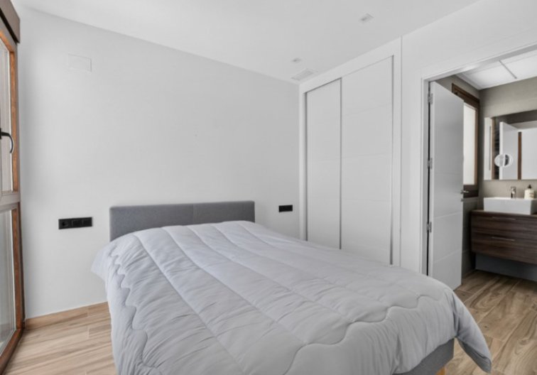 Segunda mano - villa - Torrevieja - Costa Blanca