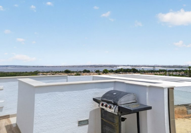 Segunda mano - villa - Torrevieja - Costa Blanca
