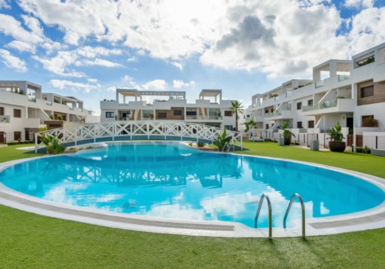 Segunda mano - villa - Torrevieja - Costa Blanca