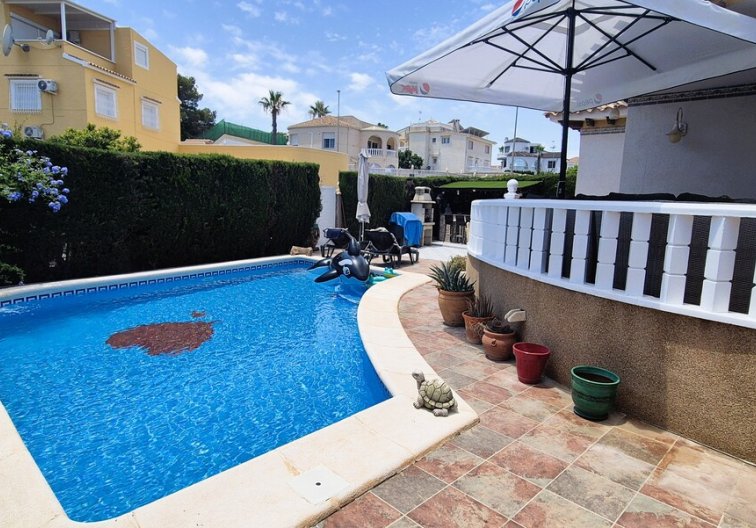Segunda mano - villa - Villamartin - Costa Blanca