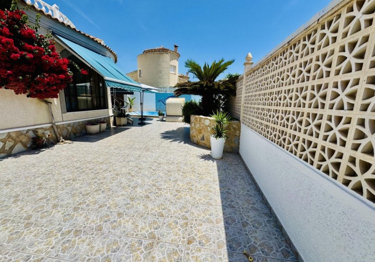 Segunda mano - villa - Torrevieja - La Siesta - El Salado - Torreta