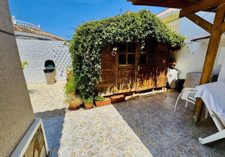 Segunda mano - villa - Torrevieja - La Siesta - El Salado - Torreta
