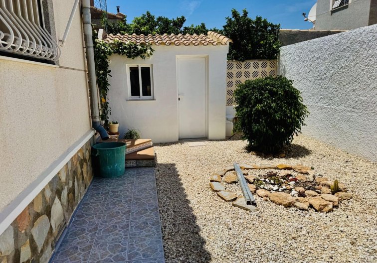 Segunda mano - villa - Torrevieja - La Siesta - El Salado - Torreta