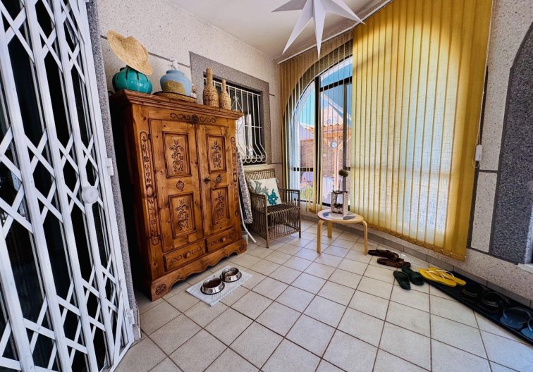 Segunda mano - villa - Torrevieja - La Siesta - El Salado - Torreta