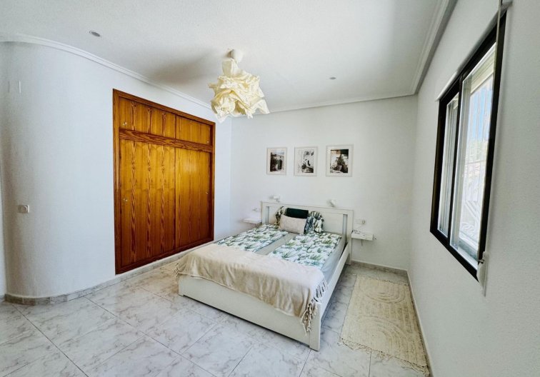 Segunda mano - villa - Torrevieja - La Siesta - El Salado - Torreta