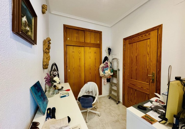 Segunda mano - villa - Torrevieja - La Siesta - El Salado - Torreta