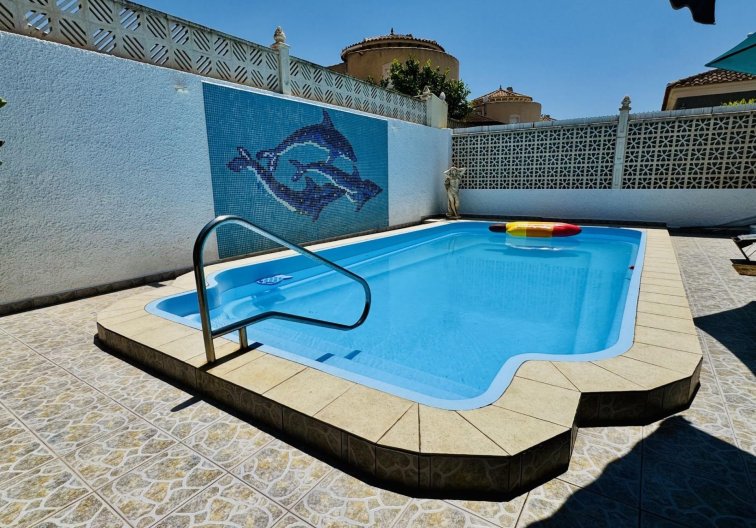 Segunda mano - villa - Torrevieja - La Siesta - El Salado - Torreta