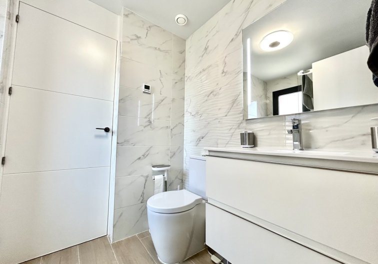 Segunda mano - Apartamento  - Villamartin - Costa Blanca