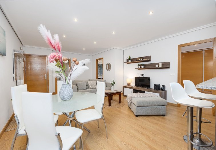 Segunda mano - Apartamento  - Torrevieja - Centro