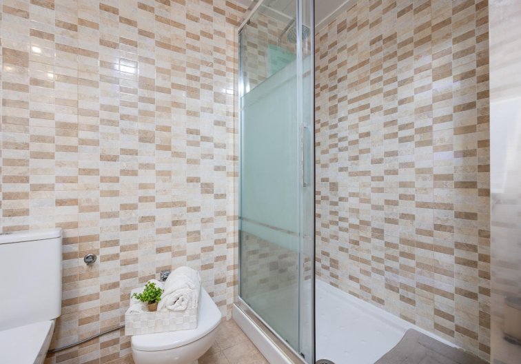 Segunda mano - Apartamento  - Torrevieja - Centro