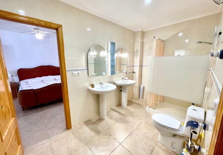 Resale - villa - Daya Nueva - Costa Blanca