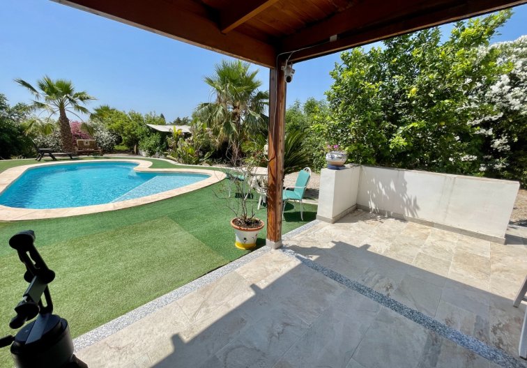 Resale - villa - Daya Nueva - Costa Blanca