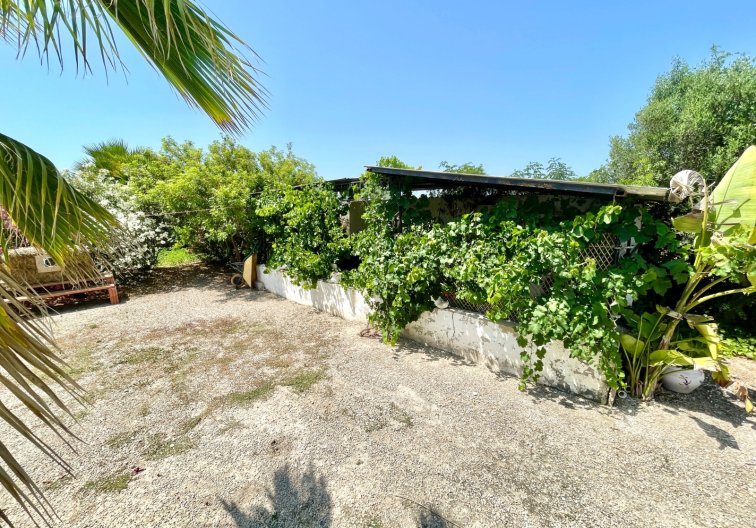Resale - villa - Daya Nueva - Costa Blanca