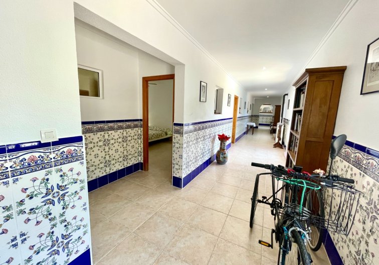 Resale - villa - Daya Nueva - Costa Blanca