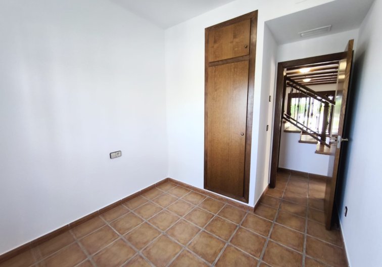 Segunda mano - Bungalow - La Finca Golf Resort - Inland