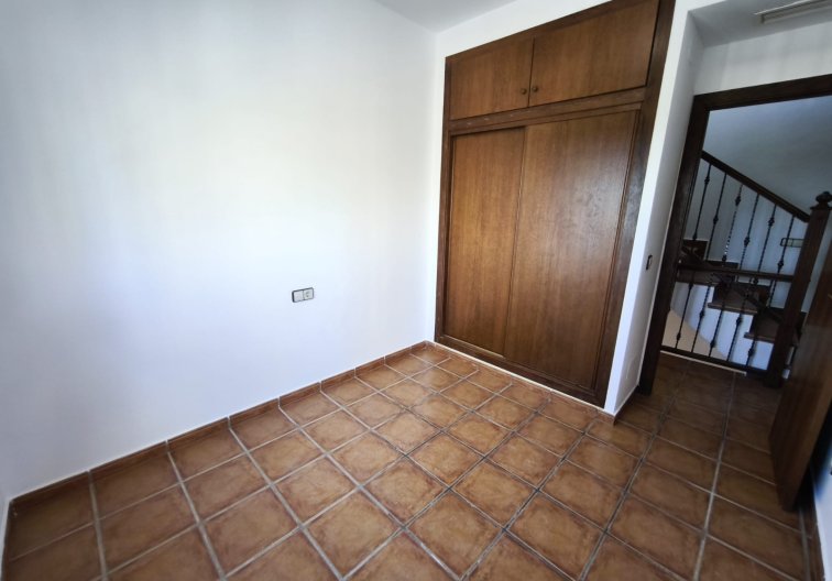 Segunda mano - Bungalow - La Finca Golf Resort - Inland