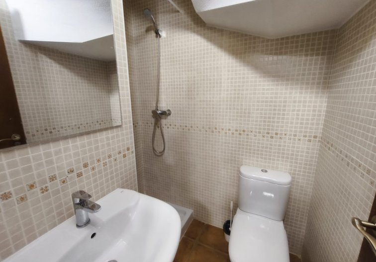 Segunda mano - Bungalow - La Finca Golf Resort - Inland