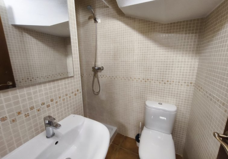 Segunda mano - town house - La Finca Golf Resort - Inland