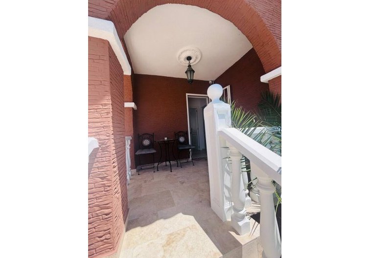 Resale - villa - Villamartin - Costa Blanca