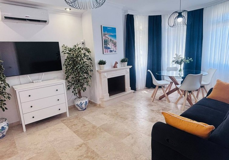 Resale - villa - Villamartin - Costa Blanca