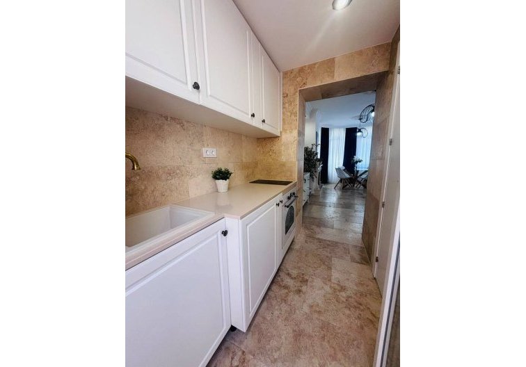 Resale - villa - Villamartin - Costa Blanca