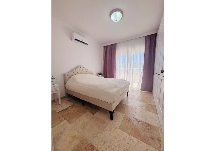 Resale - villa - Villamartin - Costa Blanca