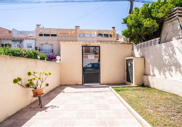 Segunda mano - Apartamento  - Torrevieja - El Chaparral