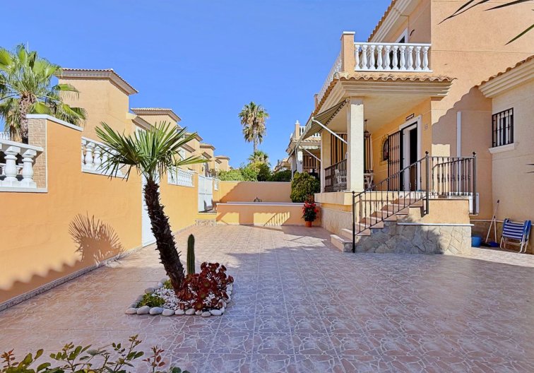 Segunda mano - villa - Orihuela - Inland