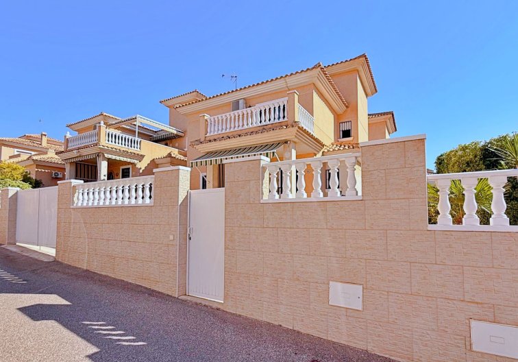 Segunda mano - villa - Orihuela - Inland