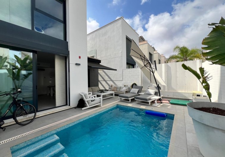 Herverkoop - villa - Orihuela Costa - Villamartín-las Filipinas