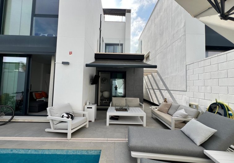 Herverkoop - villa - Orihuela Costa - Villamartín-las Filipinas