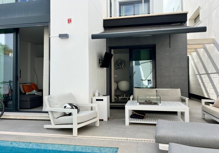 Herverkoop - villa - Orihuela Costa - Villamartín-las Filipinas