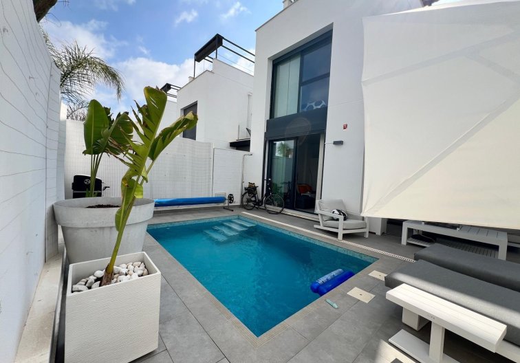 Herverkoop - villa - Orihuela Costa - Villamartín-las Filipinas