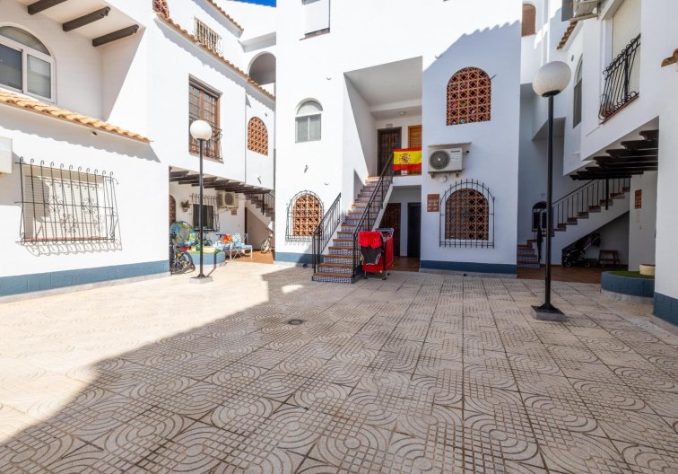 Segunda mano - Apartamento  - Torrevieja - El Acequión - Los Náufragos