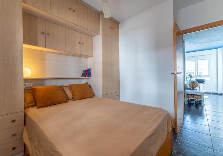 Segunda mano - Apartamento  - Torrevieja - El Acequión - Los Náufragos