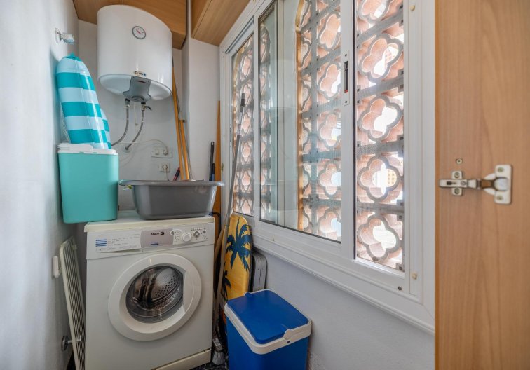 Segunda mano - Apartamento  - Torrevieja - El Acequión - Los Náufragos