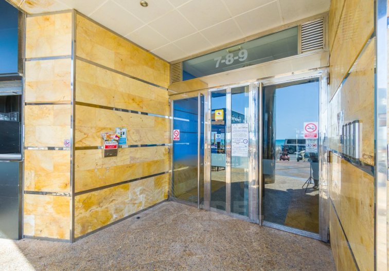 Segunda mano - Apartamento  - Torrevieja - Playa de los Locos