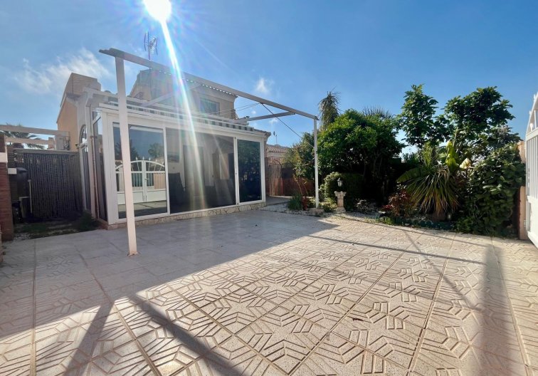 Segunda mano - villa - Orihuela Costa - Los Almendros-la Florida