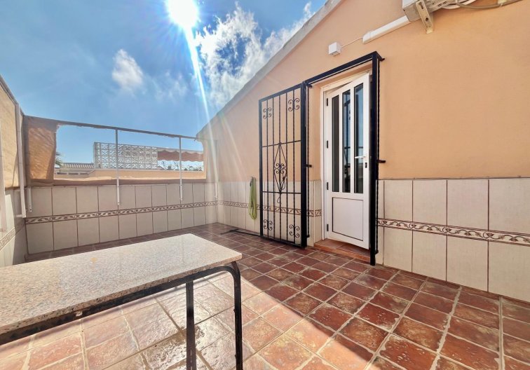 Segunda mano - villa - Orihuela Costa - Los Almendros-la Florida