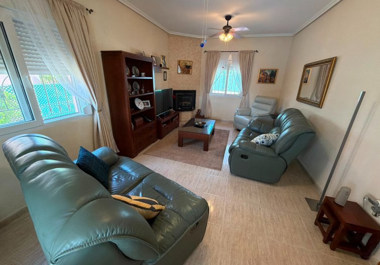 Segunda mano - villa - Los Montesinos - Costa Blanca