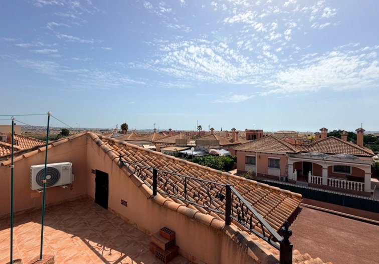 Segunda mano - villa - Los Montesinos - Costa Blanca