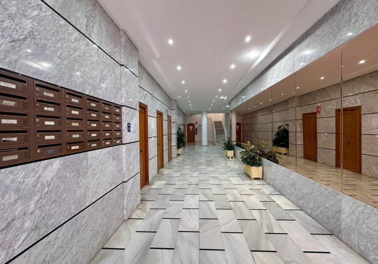 Herverkoop - Appartement - Torrevieja - Habaneras