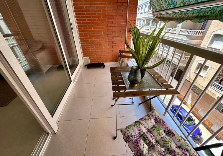 Herverkoop - Appartement - Torrevieja - Habaneras