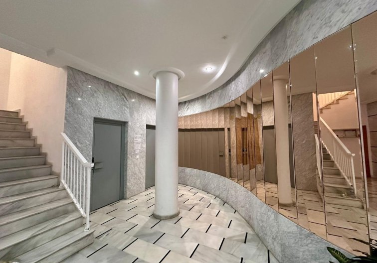 Herverkoop - Appartement - Torrevieja - Habaneras
