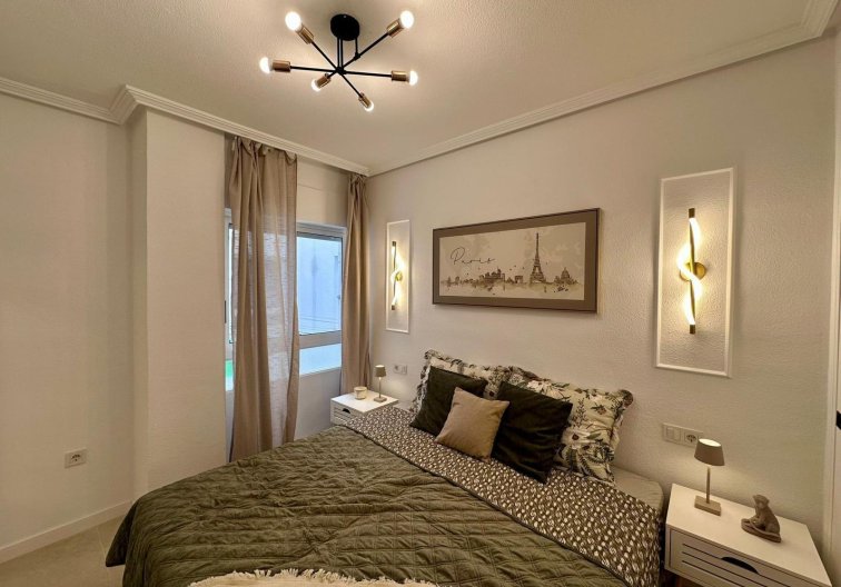 Herverkoop - Appartement - Torrevieja - Habaneras