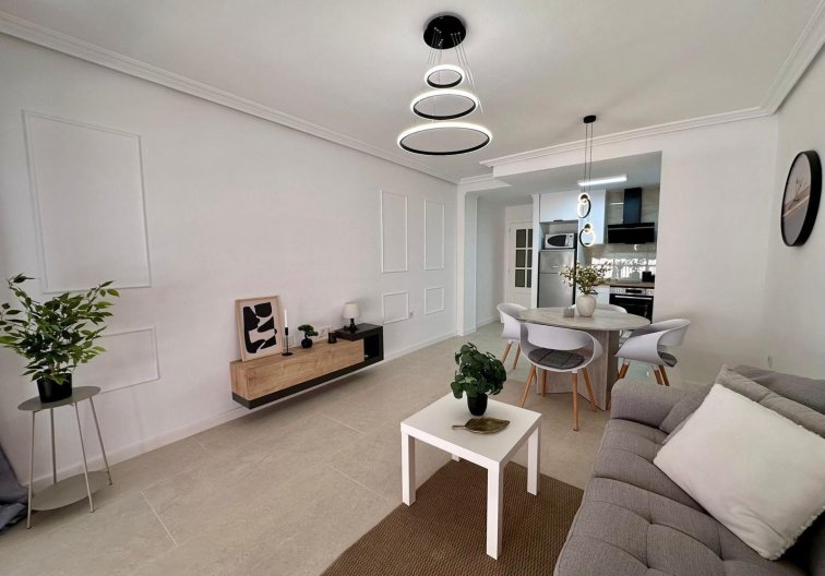 Herverkoop - Appartement - Torrevieja - Habaneras